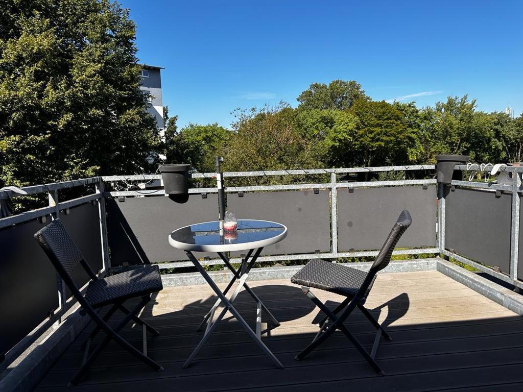 A&V Apartments Wunderschoene Rheinblick Wohnung Zum Entspannen Apt Ela Duisburg Zewnętrze zdjęcie